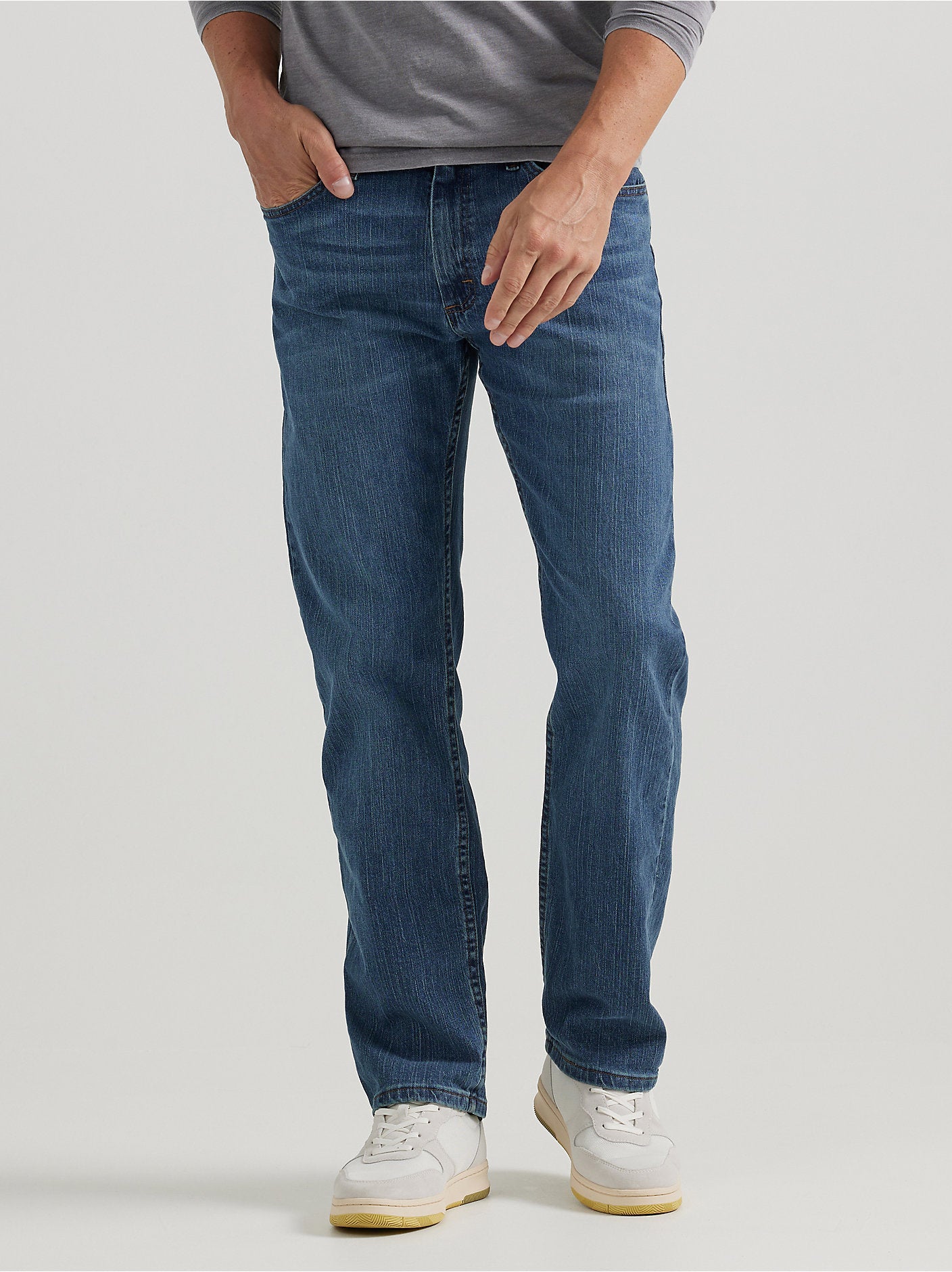 Men's Authentics Regular Fit Comfort Waist Jean